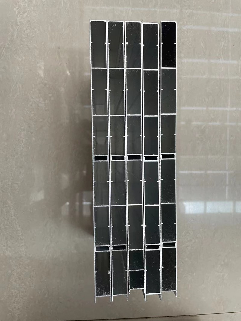 Metal Laundry Cabinet manufacturers